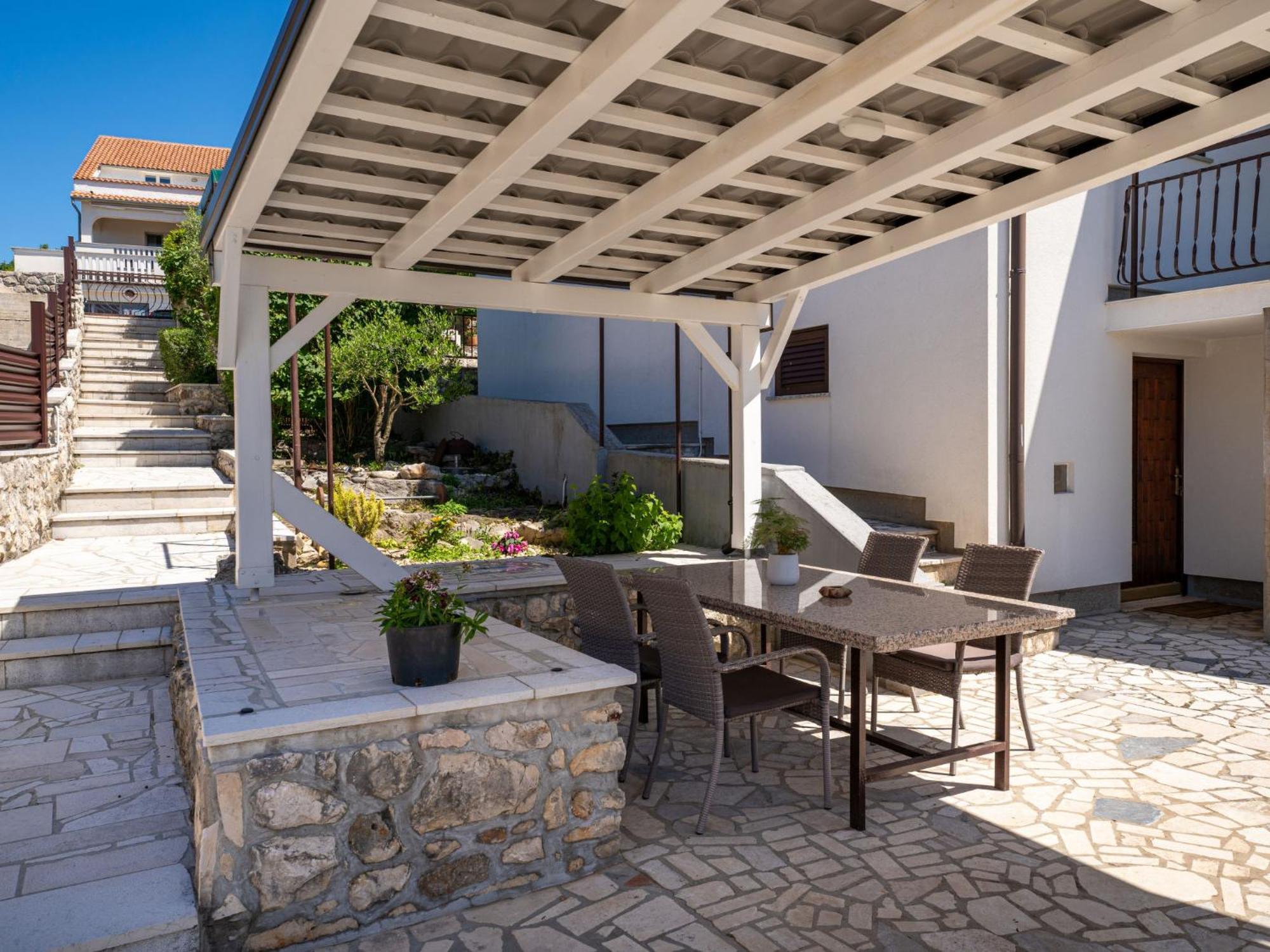 Apartment Albaneze By Interhome Njivice Εξωτερικό φωτογραφία